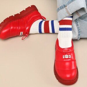 NEW HUNTER Madison Water Resistant Booties in red for women 1025 4m2